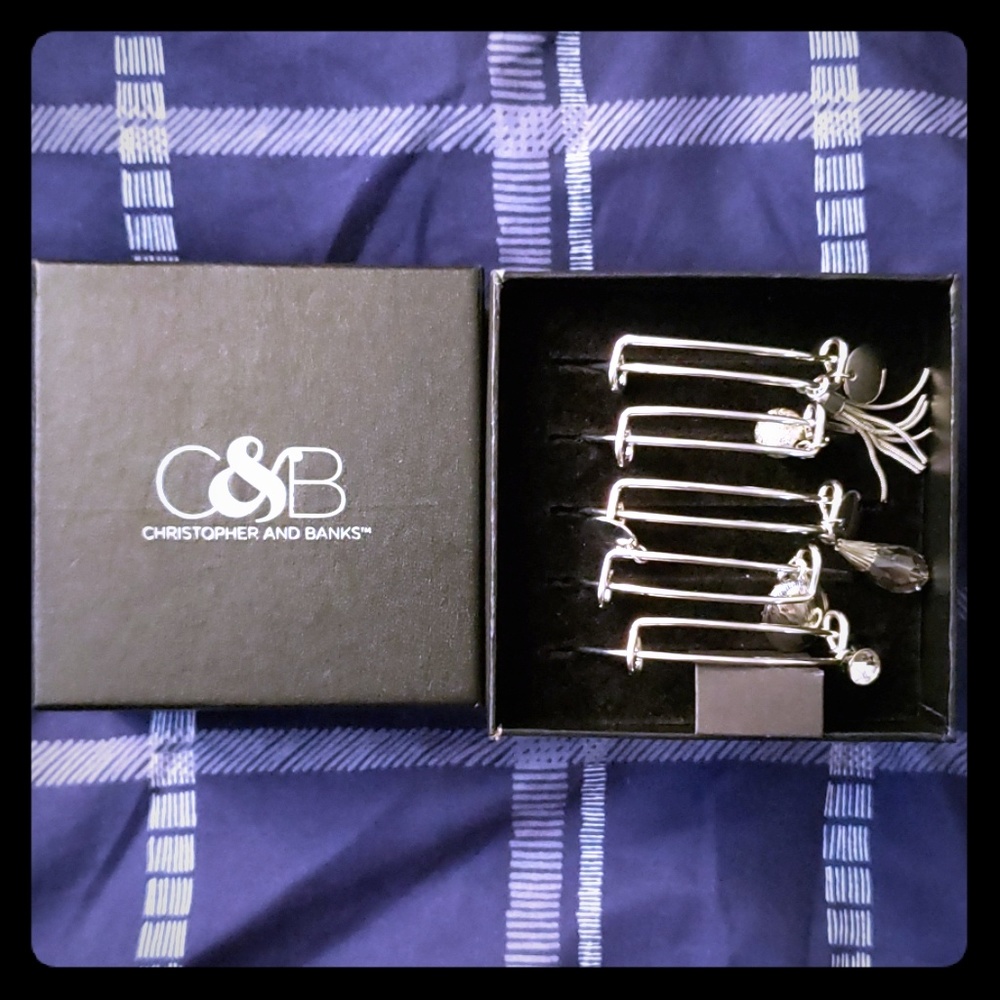 Christopher & Banks - 5pc Bracelet Set 💫